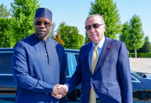 Invité du Président Recep Tayyip Erdoğan, le Premier ministre Ousmane Sonko a été également reçu en audience par S.E.M. Nugman Kurtulmuş, Président de la Grande Assemblée de la République de Türkiye,