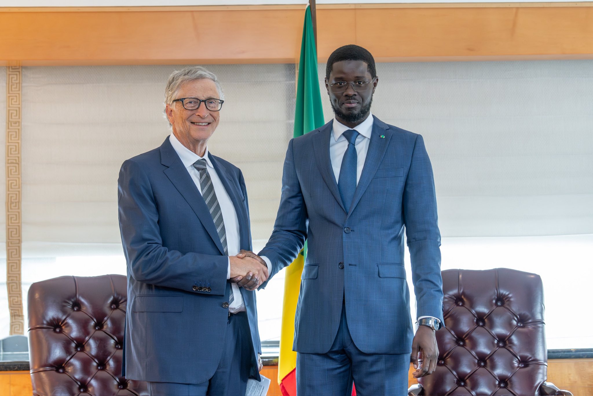 Le Président de la République, Bassirou Diomaye Faye, a reçu aujourd’hui en audience M. Bill Gates , président de la Fondation Gates