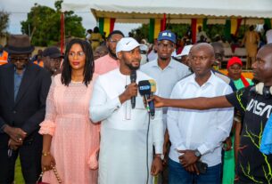 La commune de Mbam, dans le département de Foundiougne, a vibré, avant-hier, samedi 30 août 2025, lors de la finale de la coupe Ousmane Sonko initiée par Docteur El hadji Mansour Diop, Directeur de l’hôpital Aristide Le Dantec et responsable PASTEF dans la dite localité.