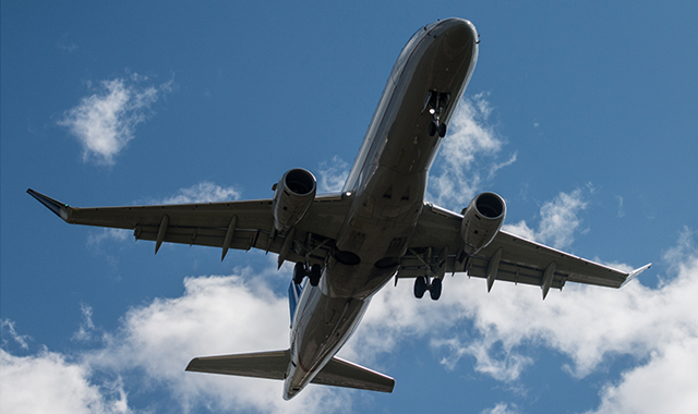 les compagnies aériennes et les experts du secteur concernant le coût élevé des voyages aériens en Afrique de l’Ouest.