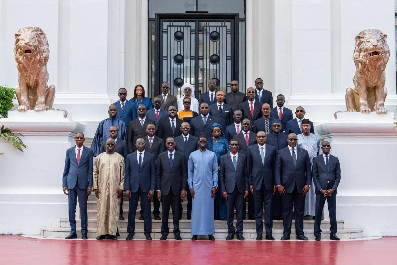 le Premier Ministre Ahmadou Al Aminou Lo a annoncé l’impulsion d’un nouveau cap dans le pilotage central, avec la Primature SENEGAL POLITIQUE